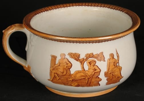 chamber pot for shit